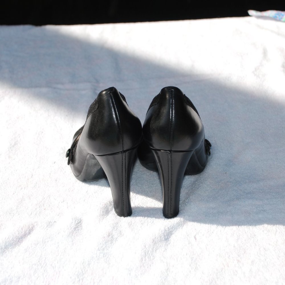 Cole Haan - Picture 4 of 4